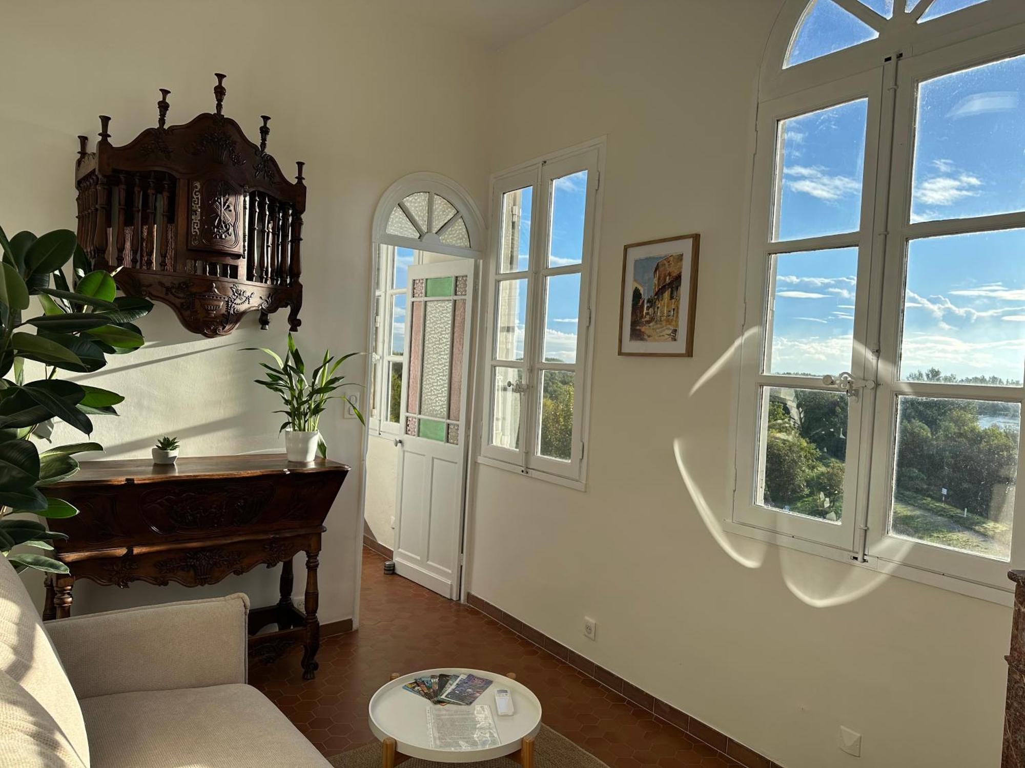 Charmante Petite Maison Avec Vue Panoramique, En Centre Historique, Proche D'Avignon, Ancienne, Renovee, Climatisee, Terrasse, Parking Public Gratuit Villeneuve-lès-Avignon Zewnętrze zdjęcie